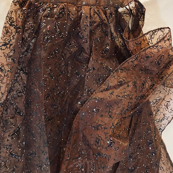 Holiday Sparkling Hostess Apron - Picture 4 of 5